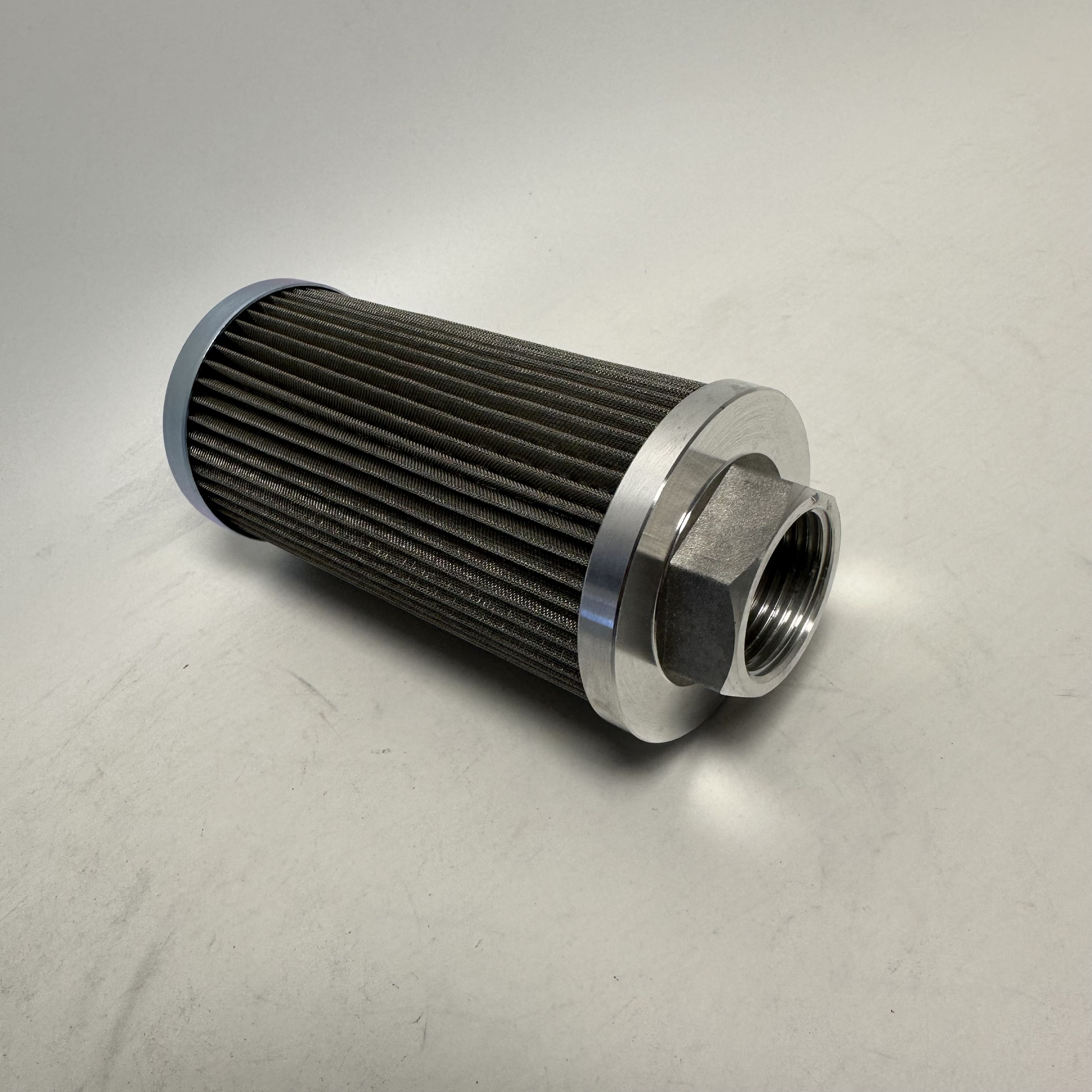 Replaces MP STR0704SG1M250P01 oil filter